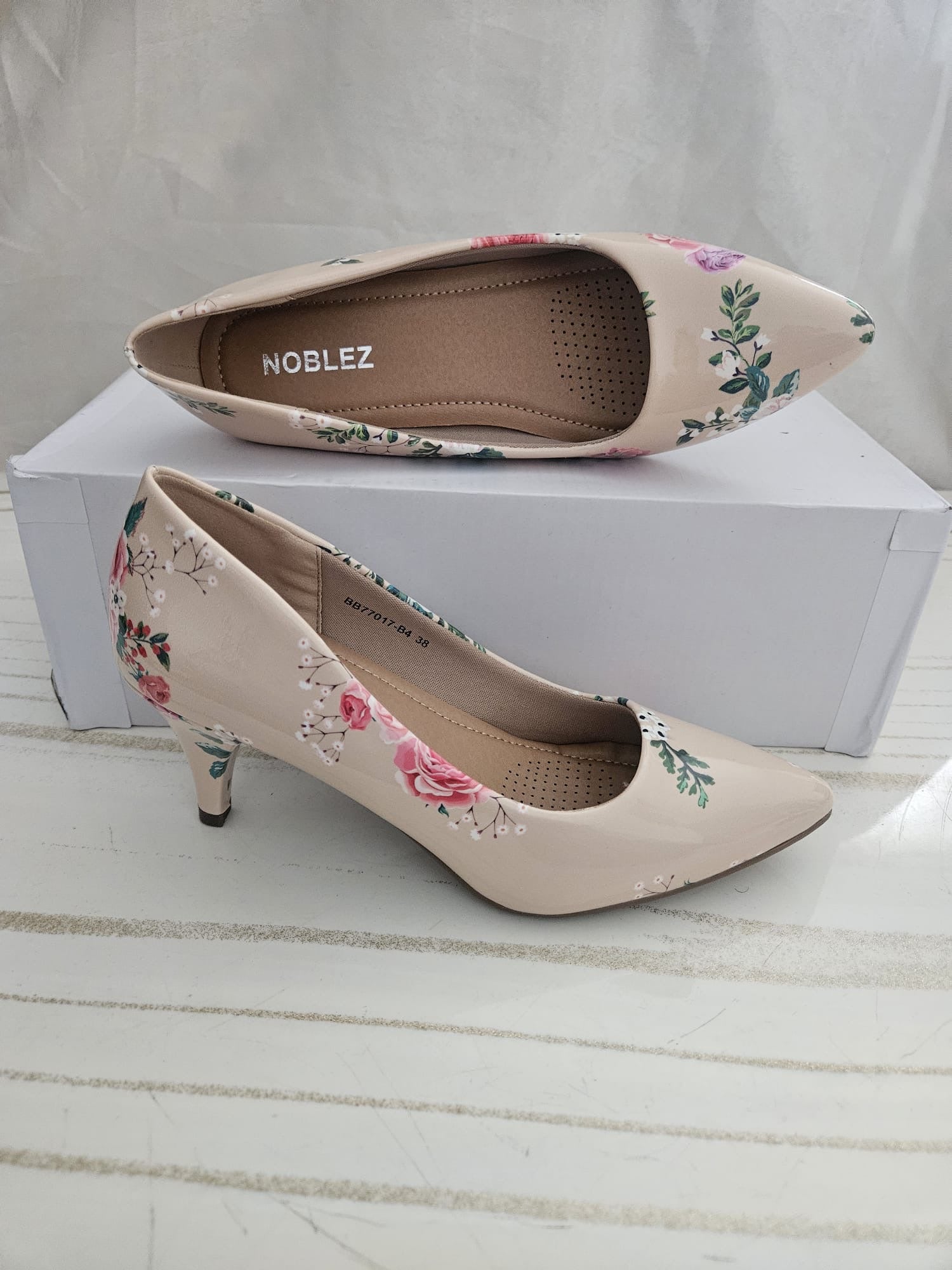 NOBLEZ